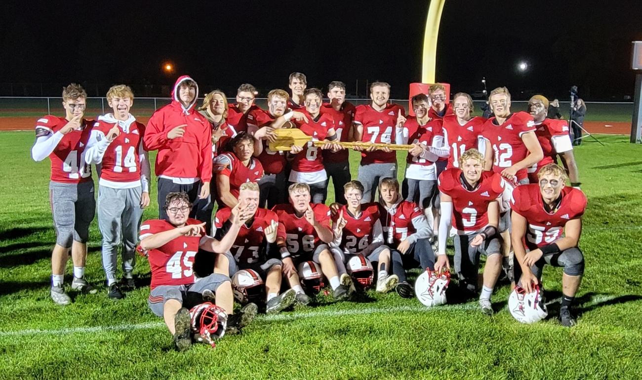 Lakers hope to stay healthy and return to section title football game -  Detroit Lakes Tribune