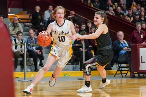 Marshall School, Duluth Hilltoppers Girls' Basketball MM2 at State