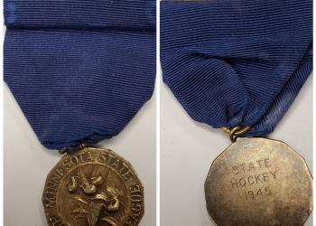 1945 hockey medal